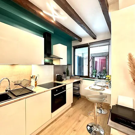 Le Cocon De La Chaine Des Puys & Spa Terrasse Aubière